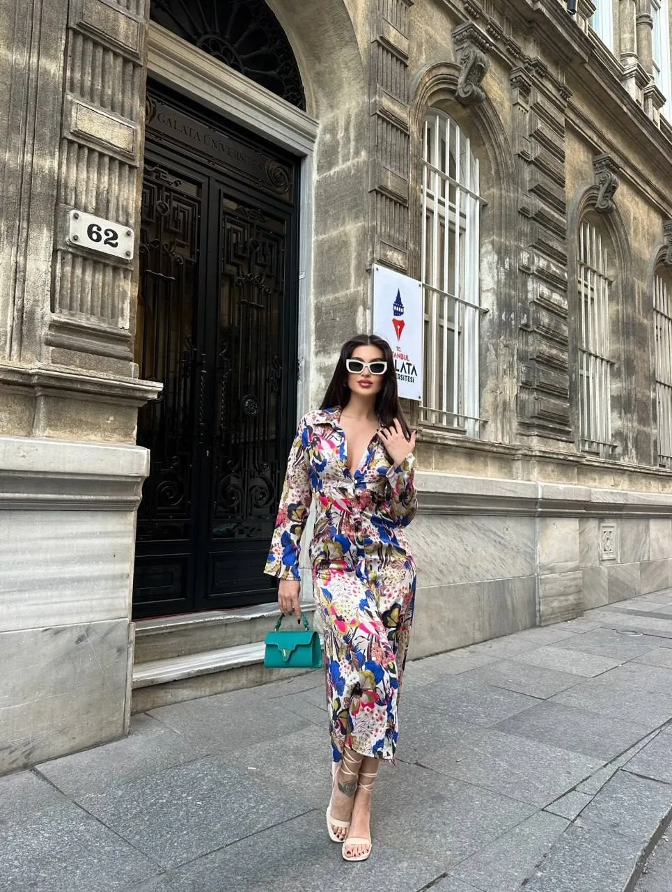 SB2079 i - Patterned Dress