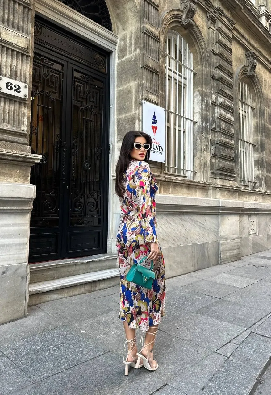 SB2079 i - Patterned Dress