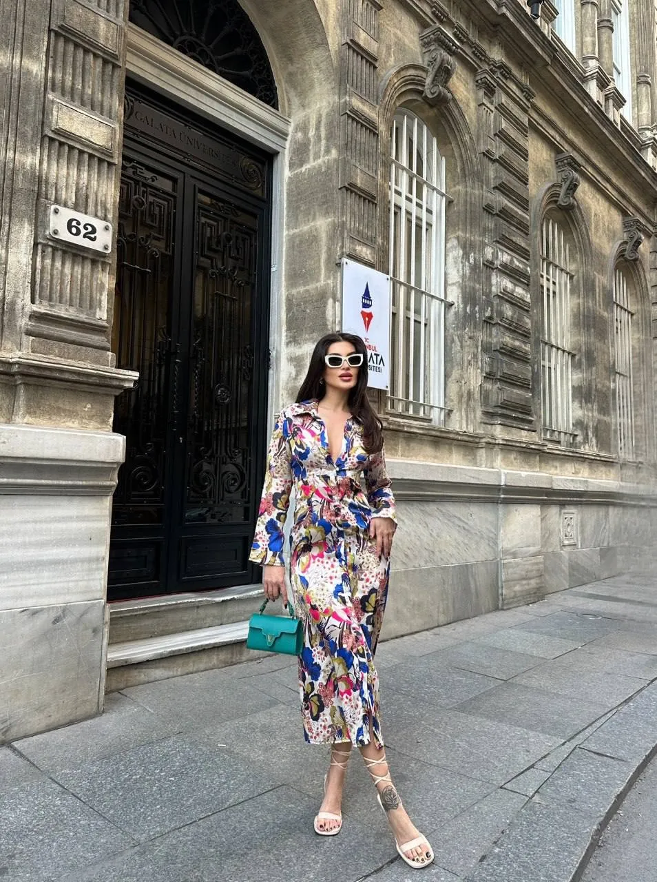 SB2079 i - Patterned Dress